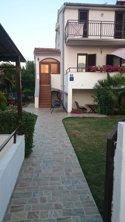 Apartment Devcic Porec Ngoại thất bức ảnh